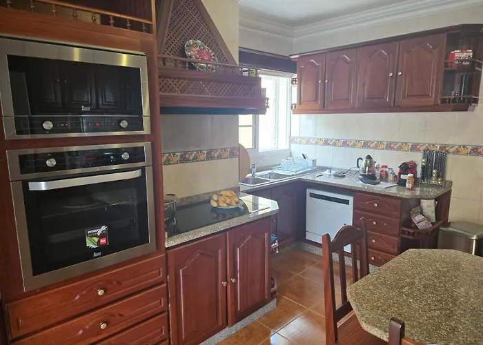 Casa vacanze Pedro, Big House Calheta (Madeira)